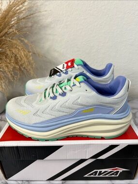 Avia Women’s Light Gray, Lavender & Mint Running Shoes Size 7